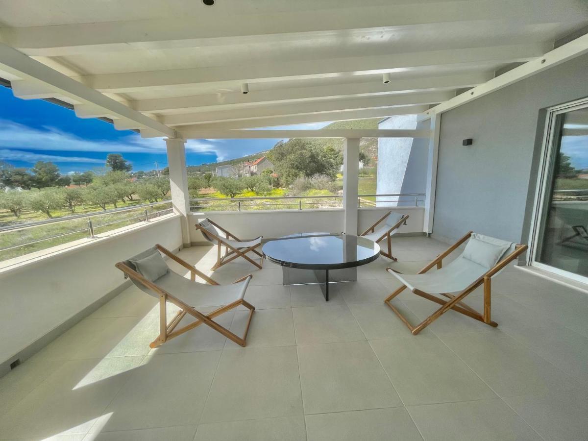 Villa Mila Kastela Kaštel Novi Exterior foto