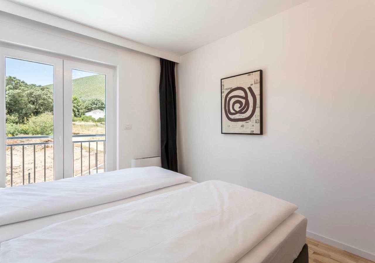 Villa Mila Kastela Kaštel Novi Exterior foto