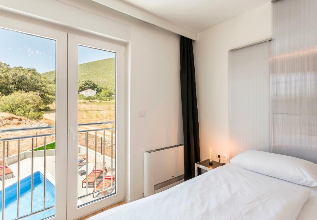 Villa Mila Kastela Kaštel Novi Exterior foto